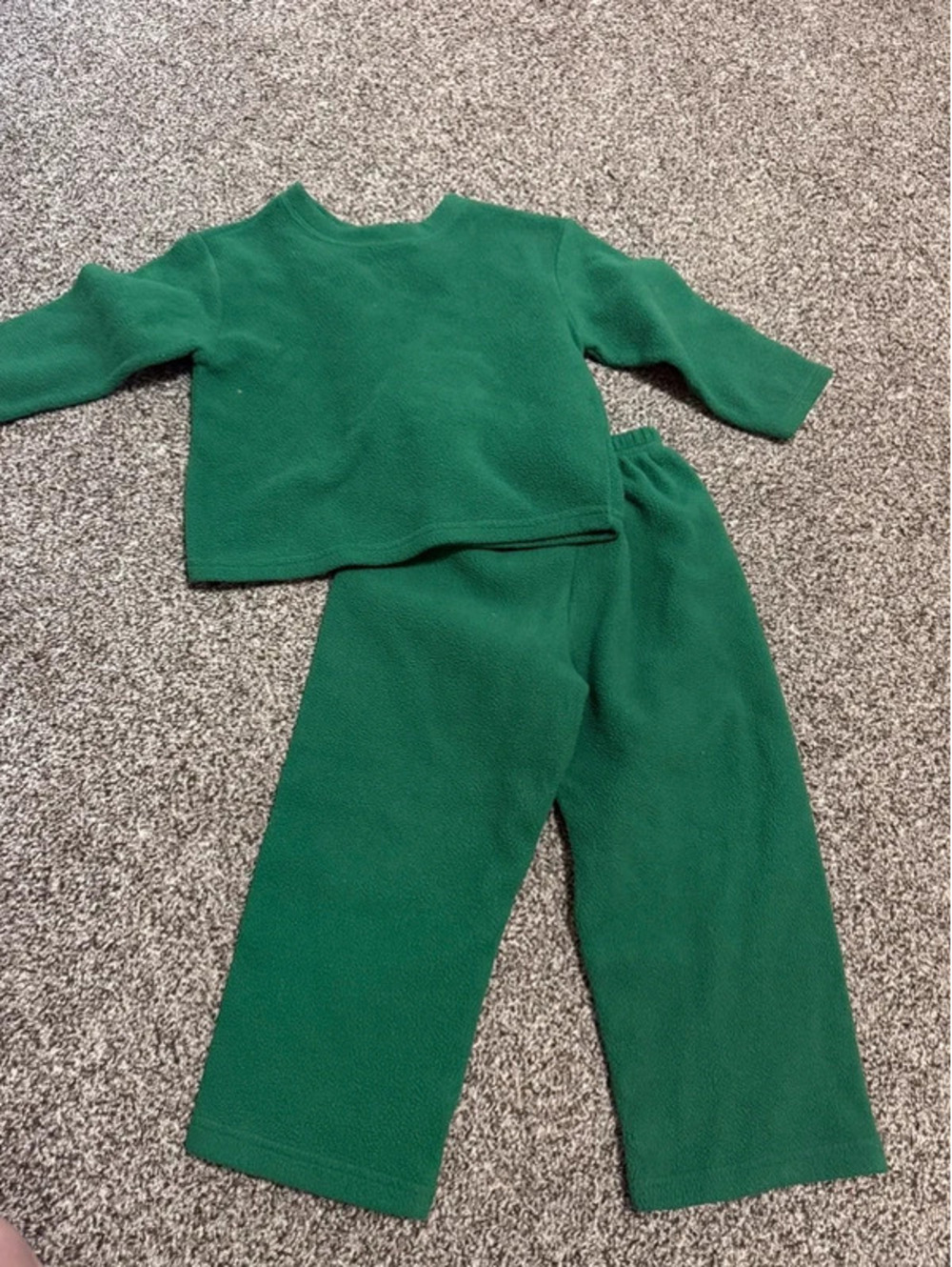 Vintage Connection children’s green fleece two-piece outfit